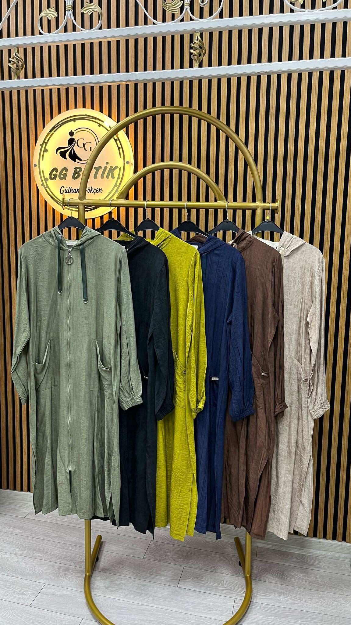 Ayşe Akay Diva Giy-Çık Kap