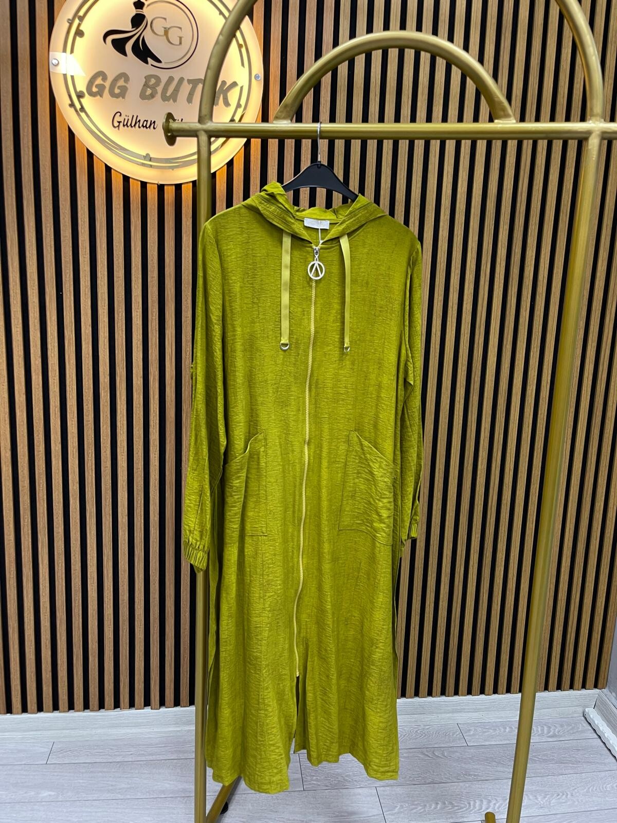 Ayşe Akay Diva Giy-Çık Kap