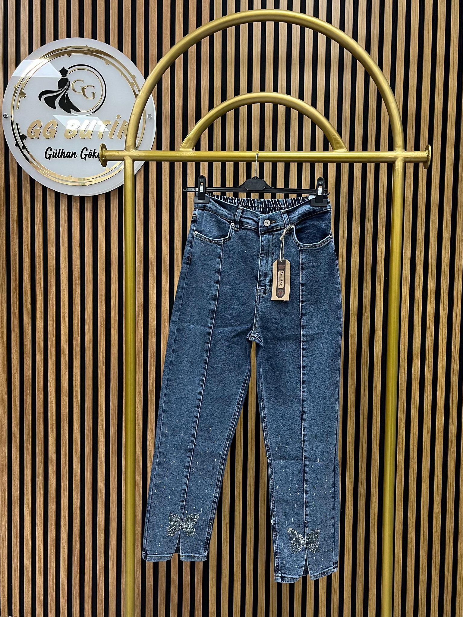 Ayşe Akay Kelebek Desen Taşlı Kot Pantolon