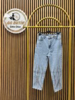 Ayşe Akay Yaprak Taşlı Kot Pantolon