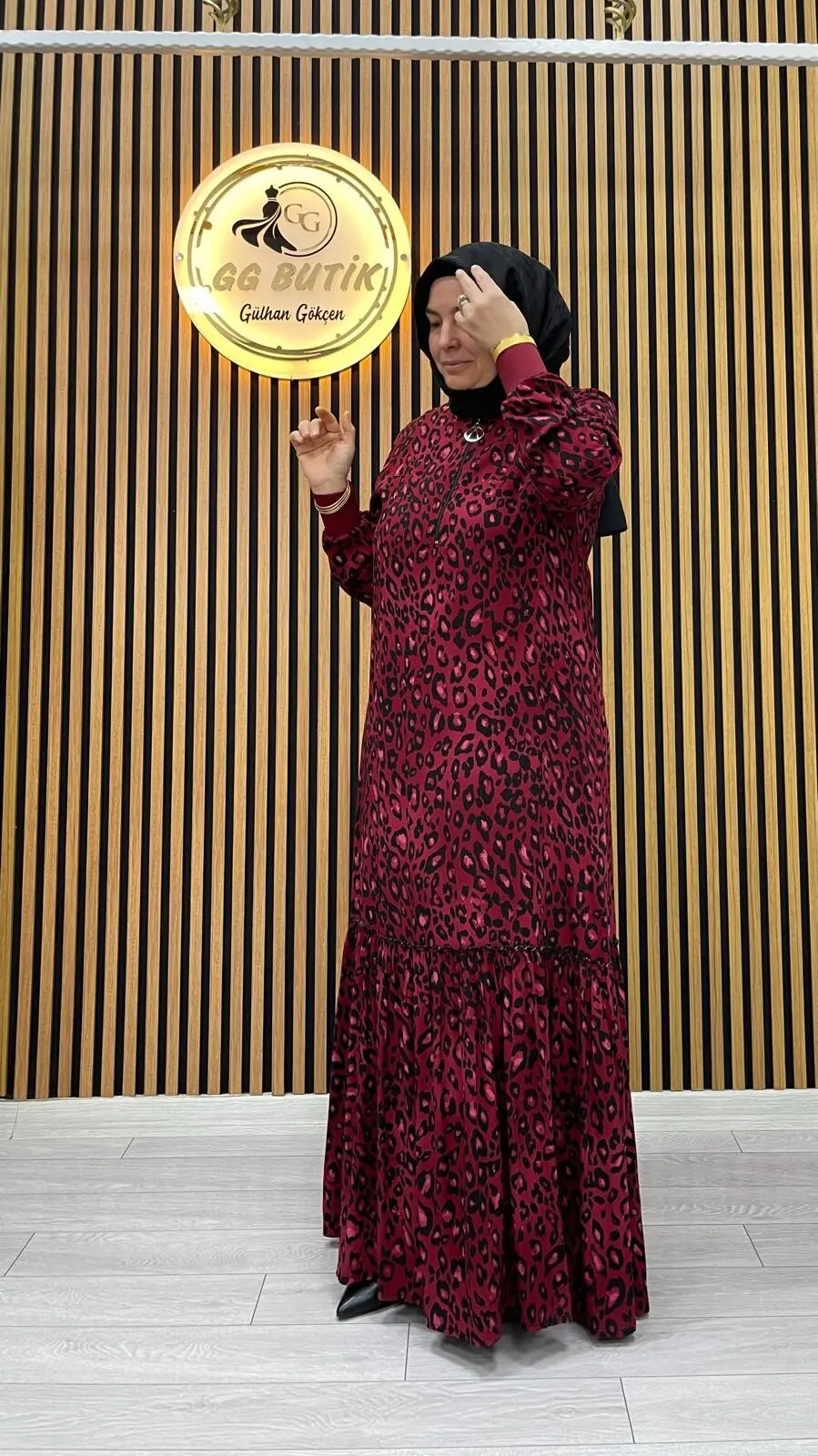 Ayşe Akay Leoparlı Desenli Elbise