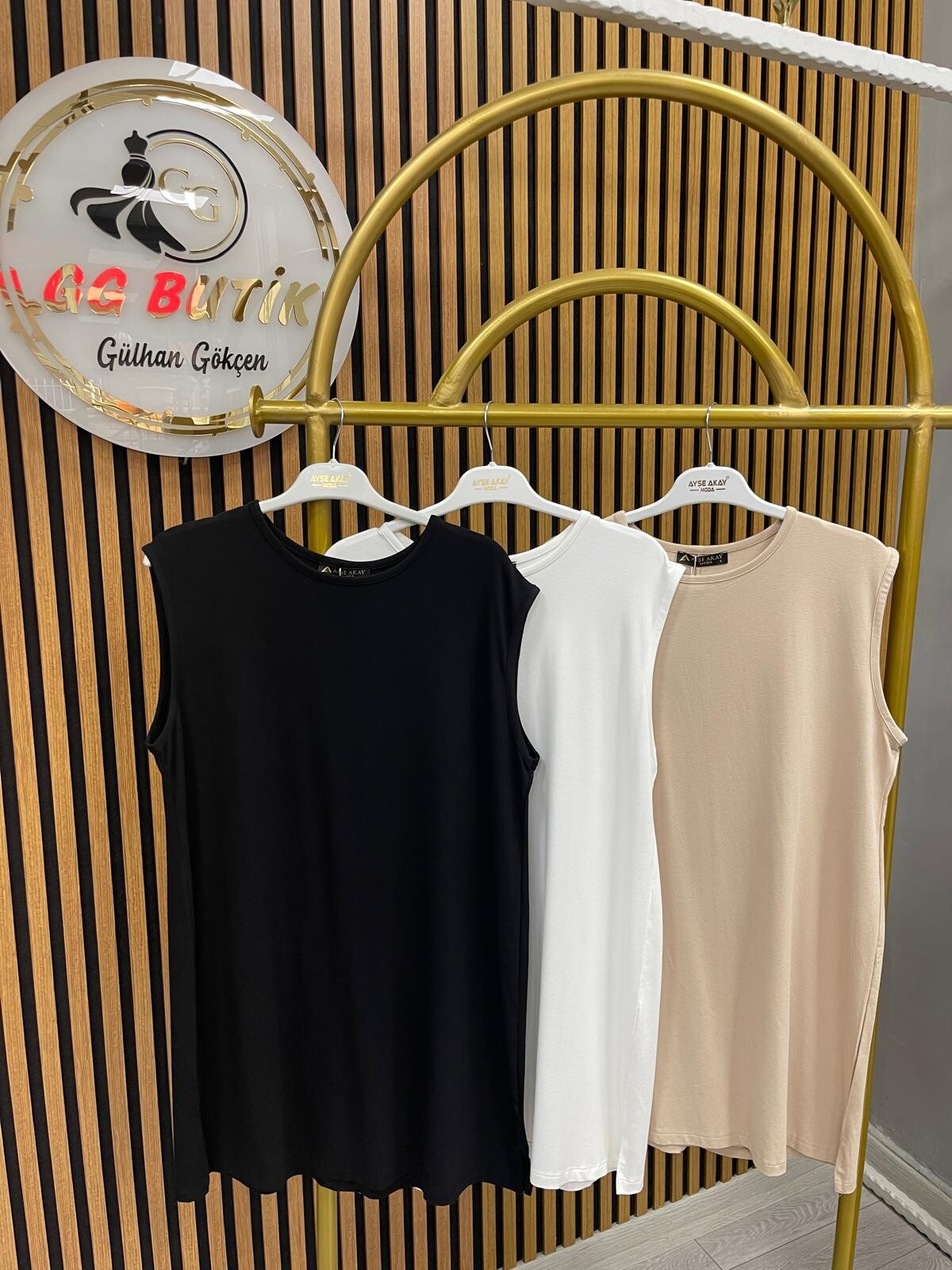 Ayşe Akay Kolsuz Düz İçlik