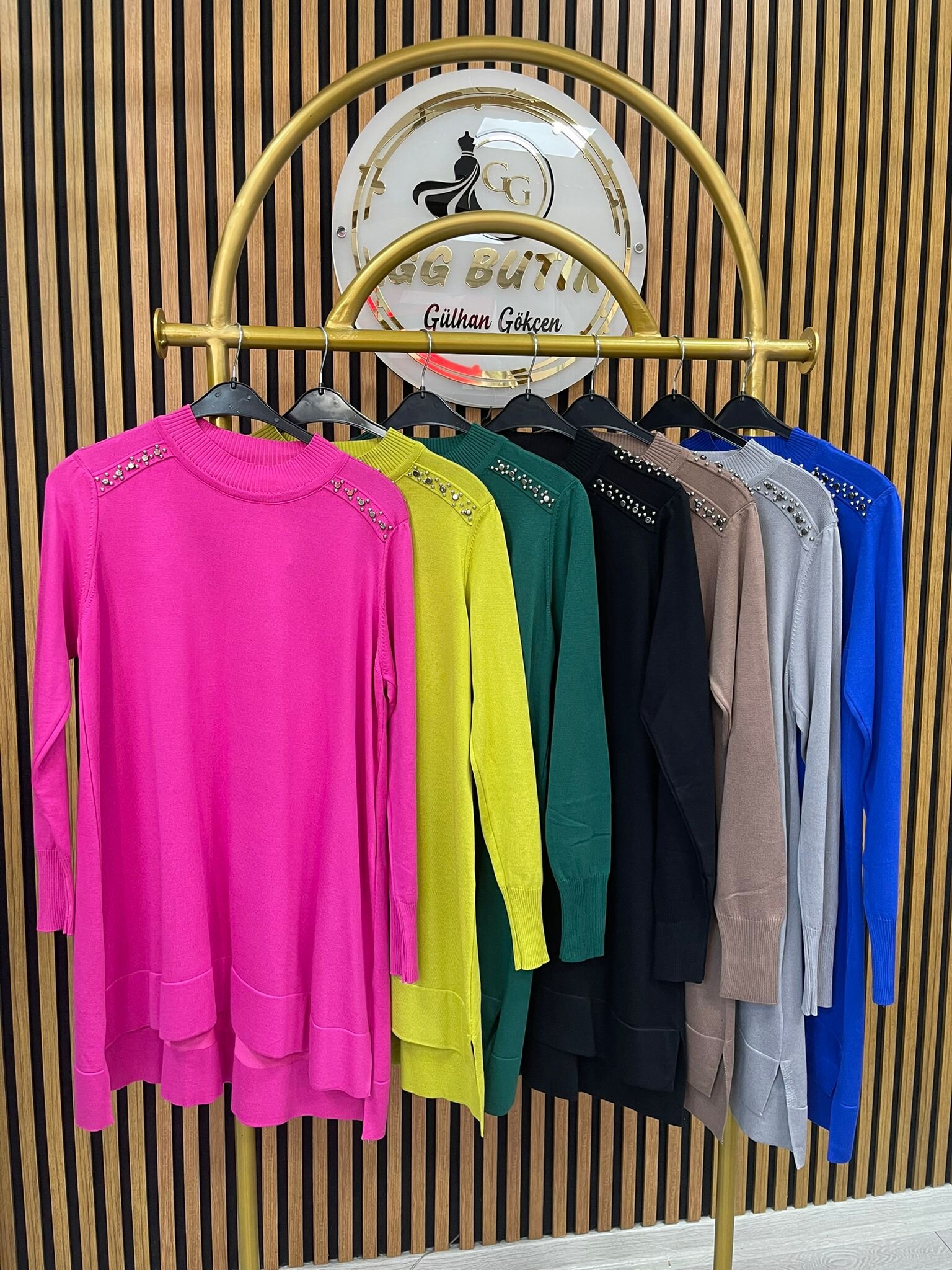 3716 Omzu Taşlı Merserize Tunik