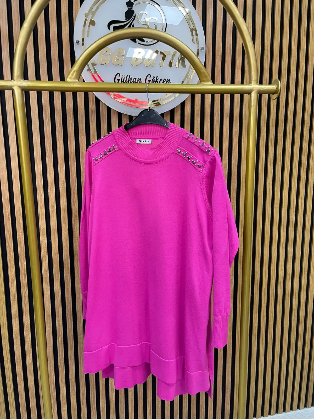 3716 Omzu Taşlı Merserize Tunik