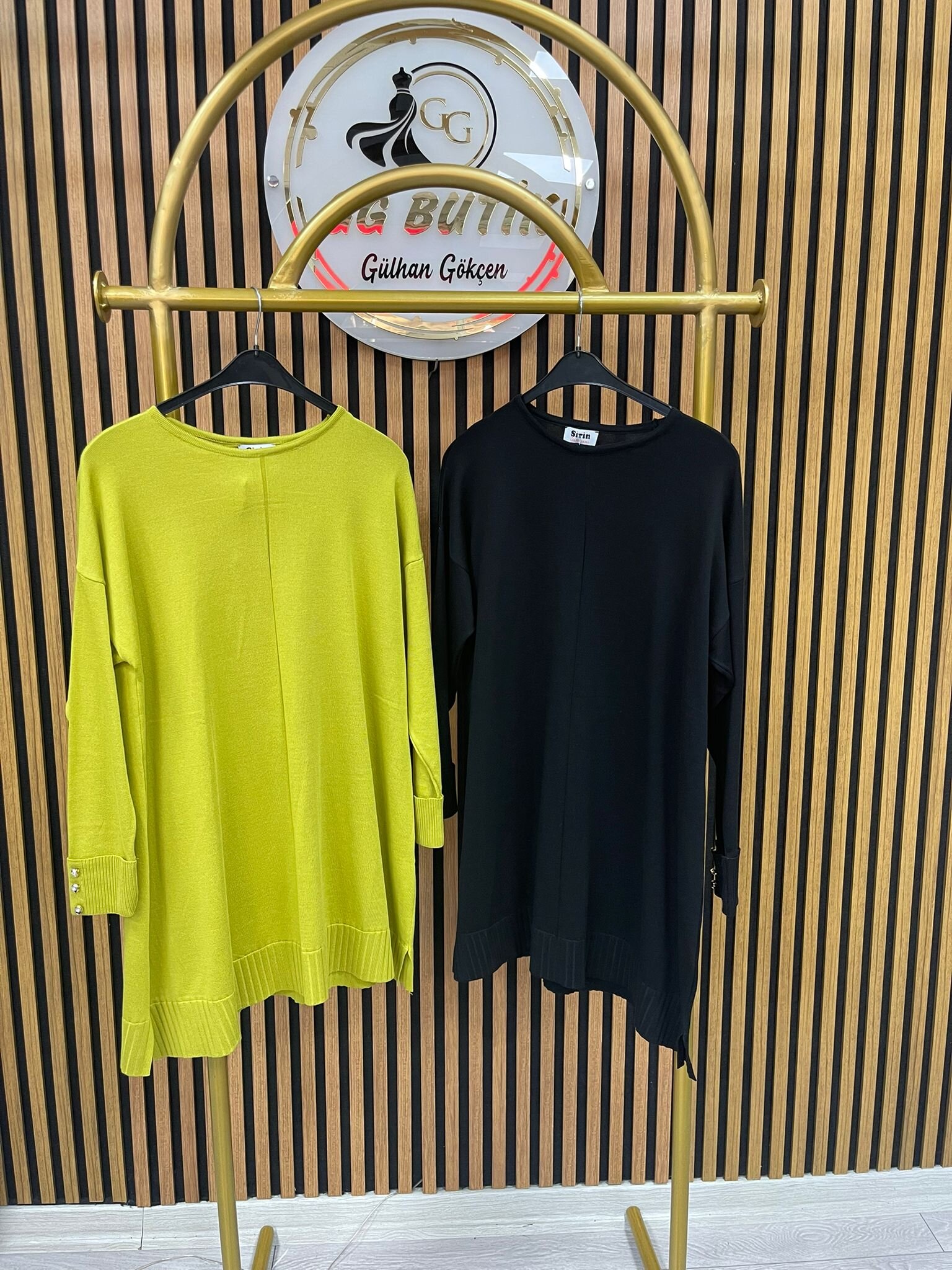 Kol Düğme Detaylı Siyah Merserize