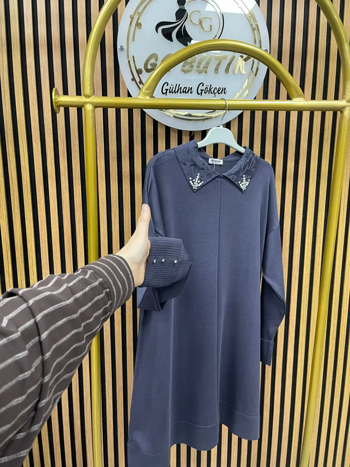5118 Yakası İncili Merserize Tunik