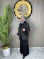 Ayşe Akay Pullu Üçlü Takım