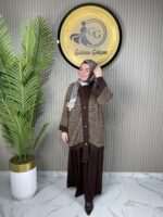 Ayşe Akay Pullu Üçlü Takım