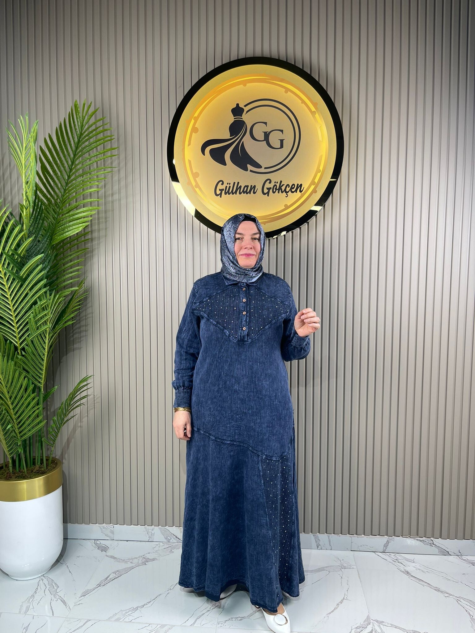 Ayşe Akay Tensel Yakalı Elbise