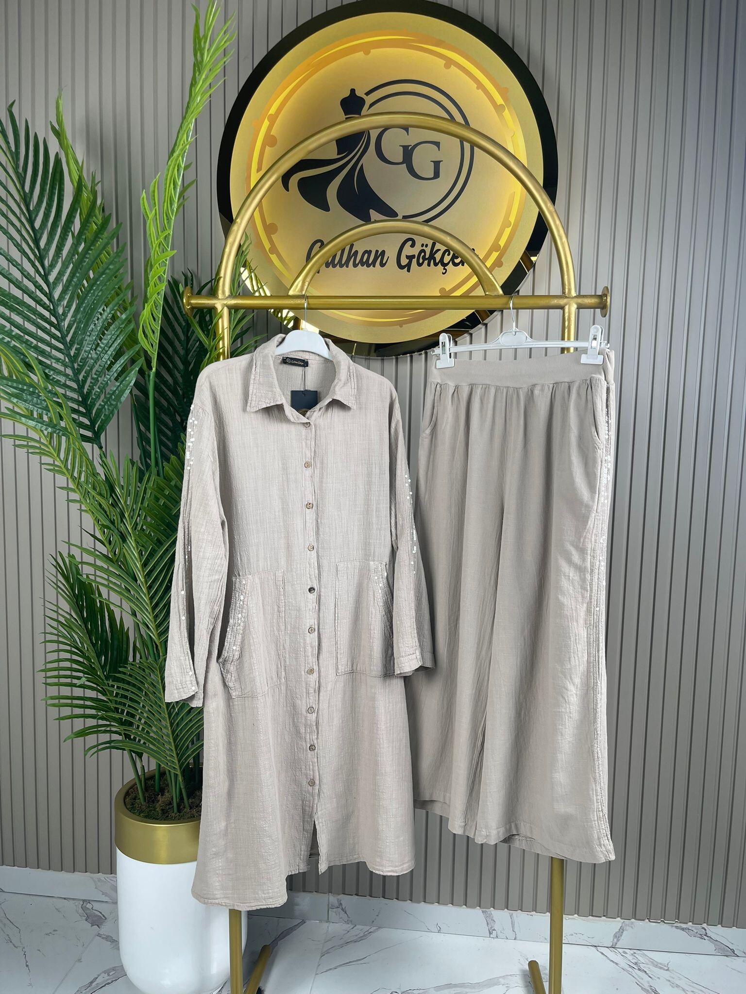 Gülhan Gökçen Pullu Keten Takım