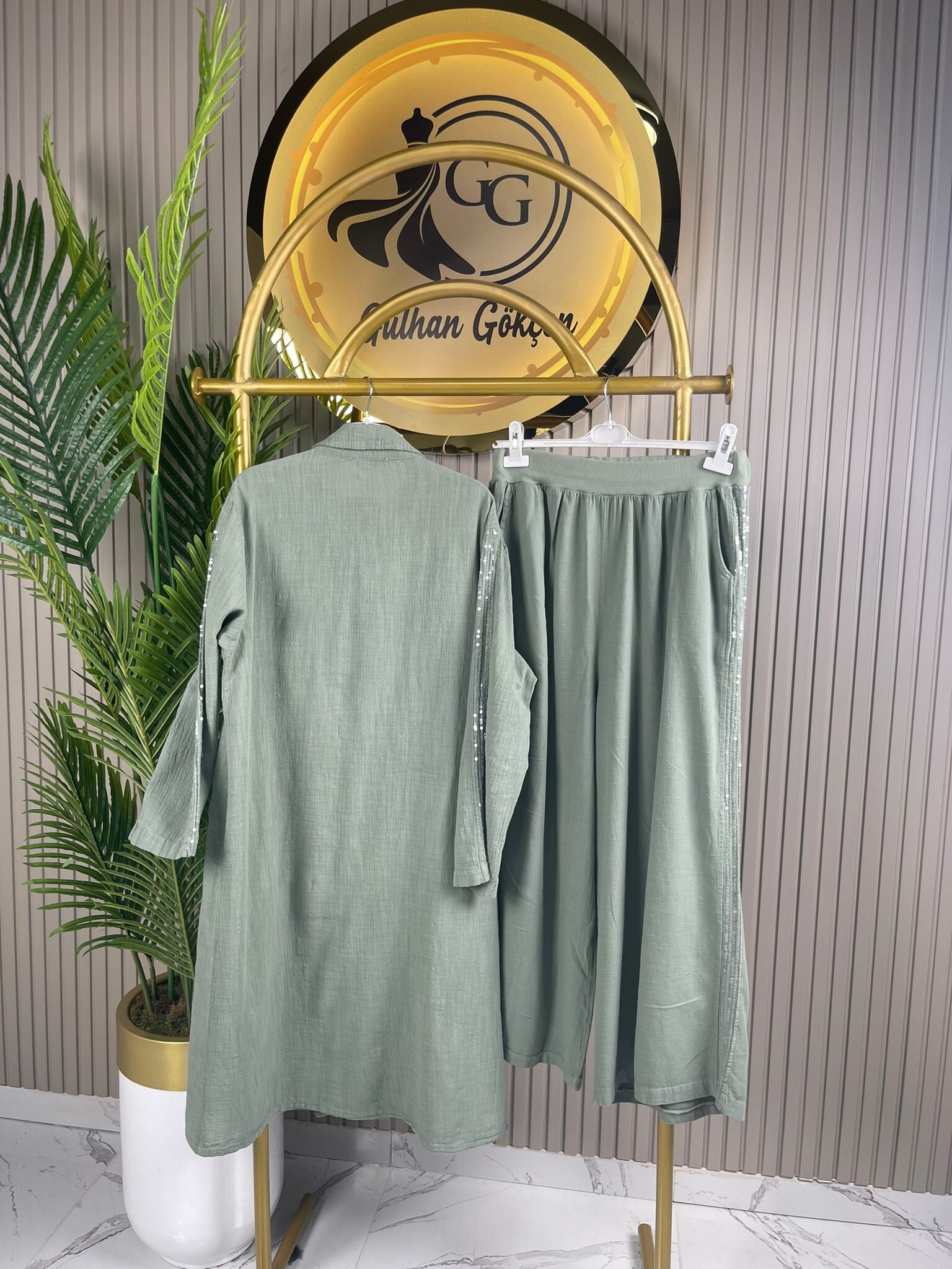 Gülhan Gökçen Pullu Keten Takım