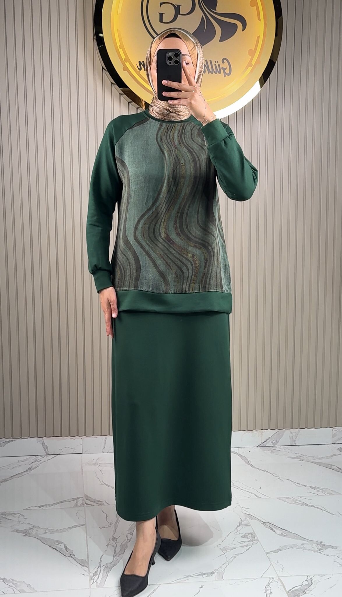 Ayşe Akay Etekli Dalga Desenli İpek Cupra Takım