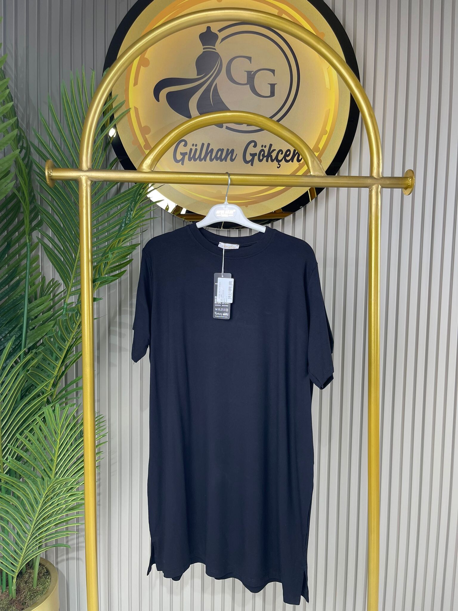 Ayşe Akay Yarım Kol Düz Tişört/İçlik