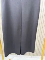 Kapalı Yırtmaç Detaylı Etek