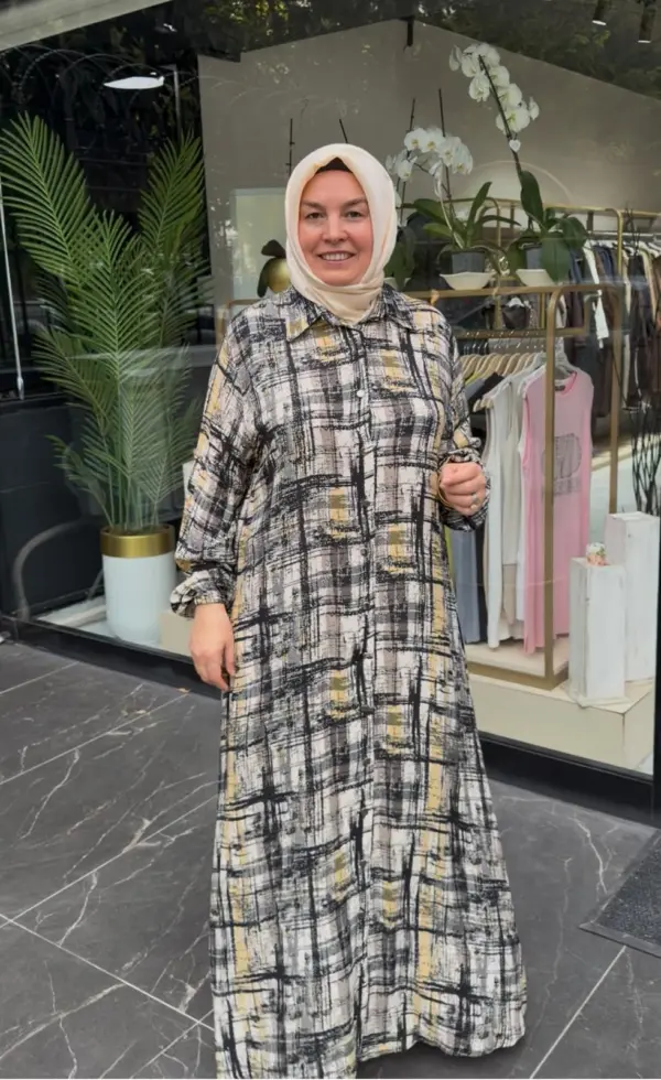 Karışık Desen Siyah Elbise